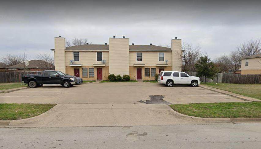 408 Cambridge Drive - Photo 1