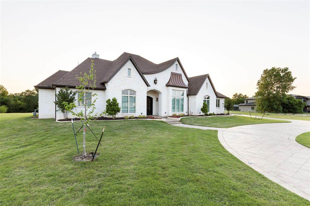 4 Garden Lane - Photo 1
