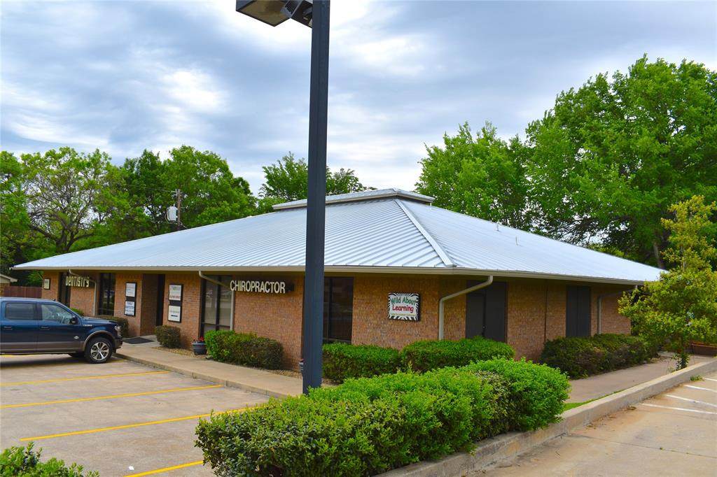 426 Keller Parkway - Photo 1