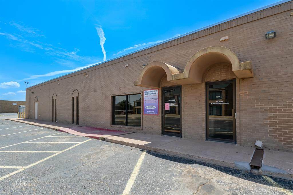 2501 Willis - Photo 1