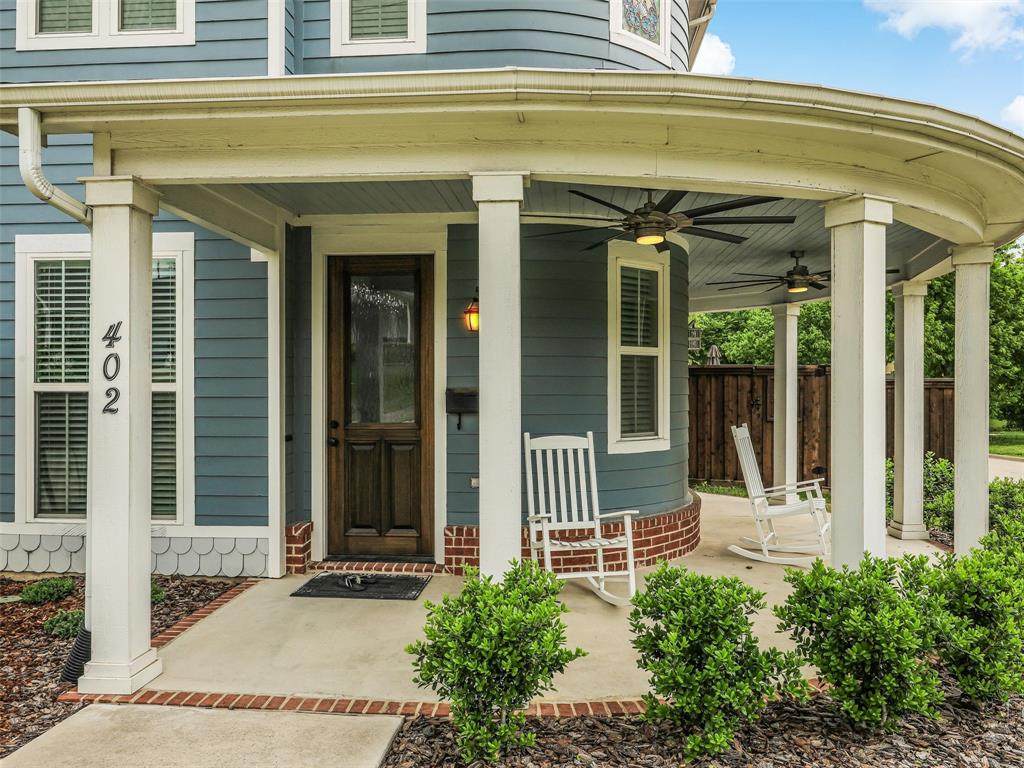 402 Rice Street - Photo 1