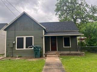 906 Houston Street - Photo 1