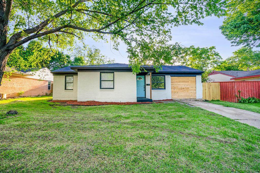 4323 Hyde Park Drive - Photo 1