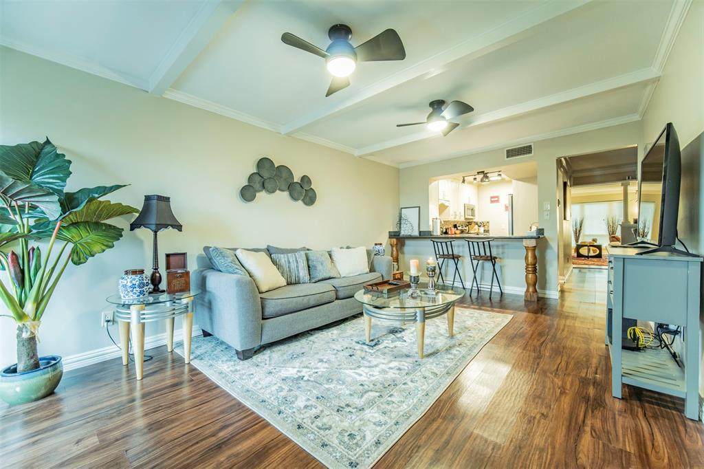 6020 University Boulevard - Photo 1