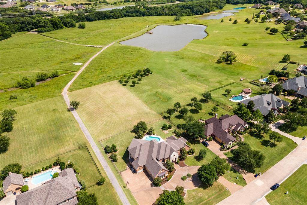467 Ridge Point Drive - Photo 1