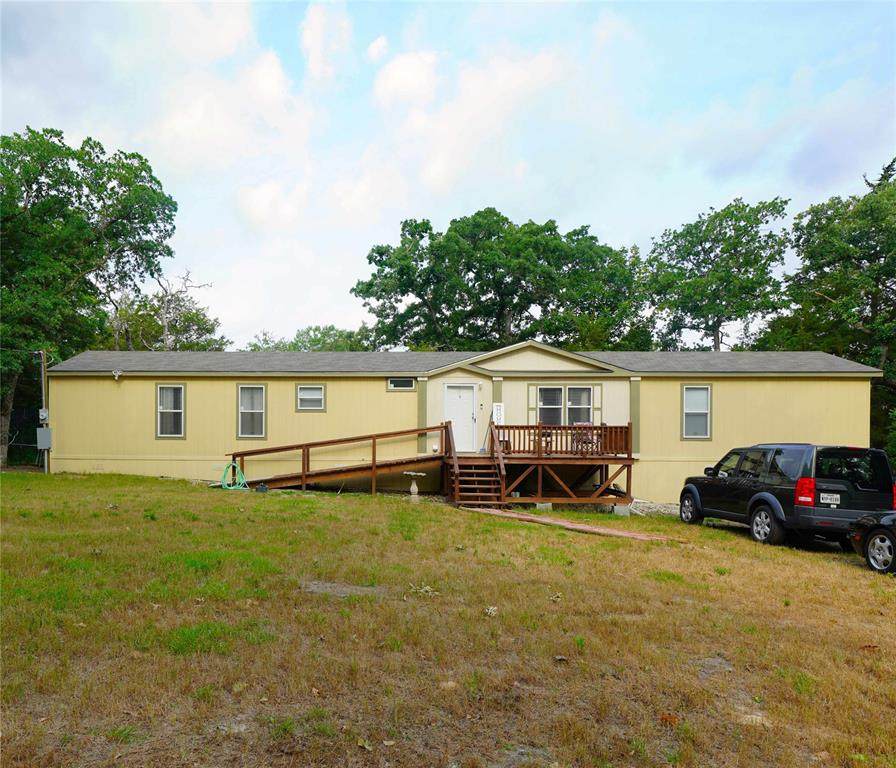 147 Mimosa Drive - Photo 1