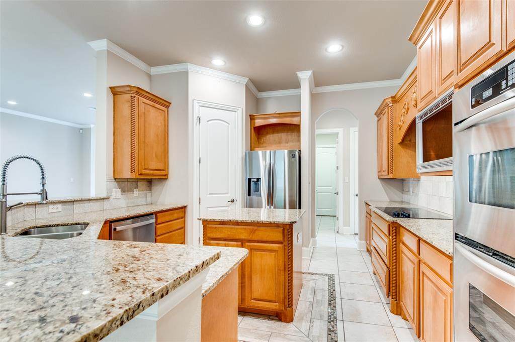 303 Del Mar Court - Photo 1