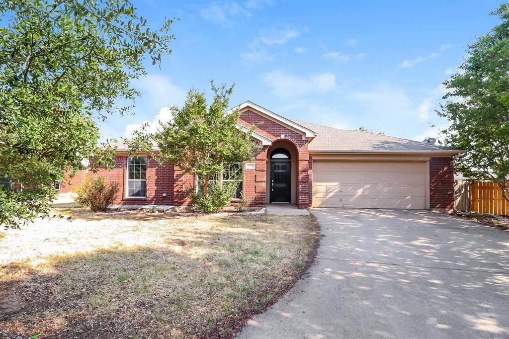 821 Wandering Court - Photo 1