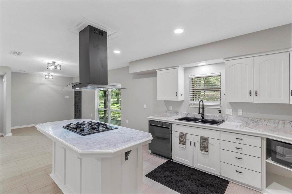 1412 Briaroaks Road - Photo 1