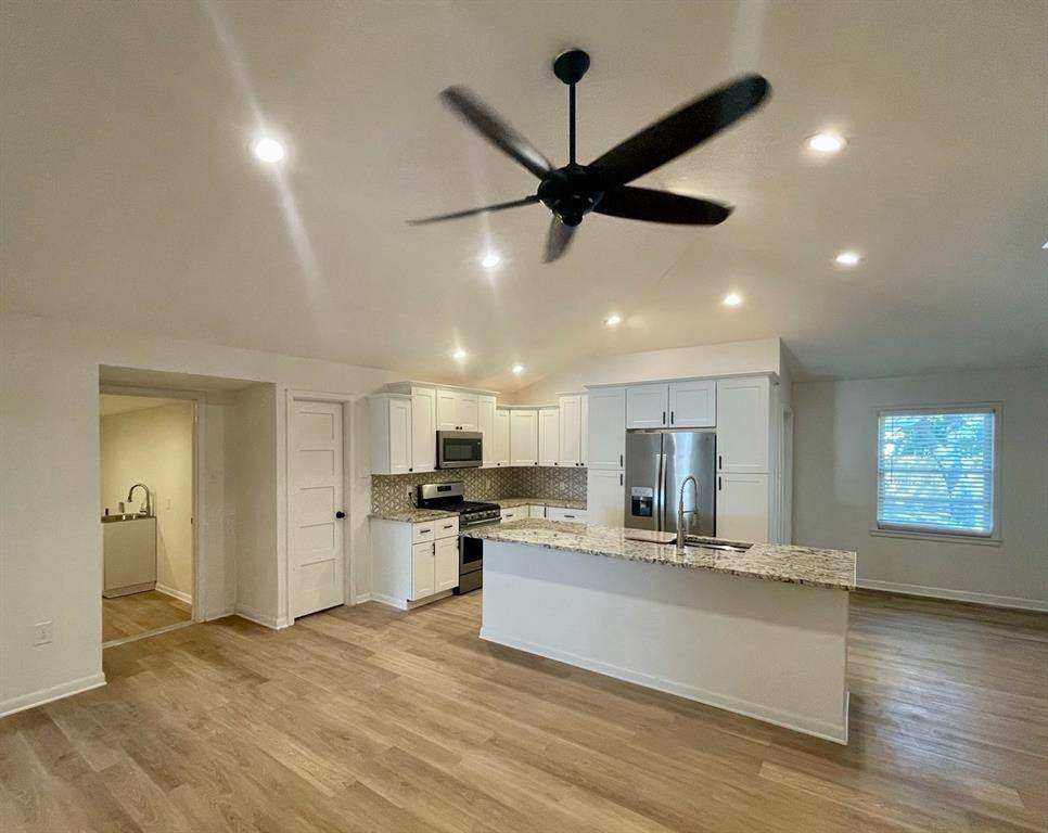 803 37th Street - Photo 1