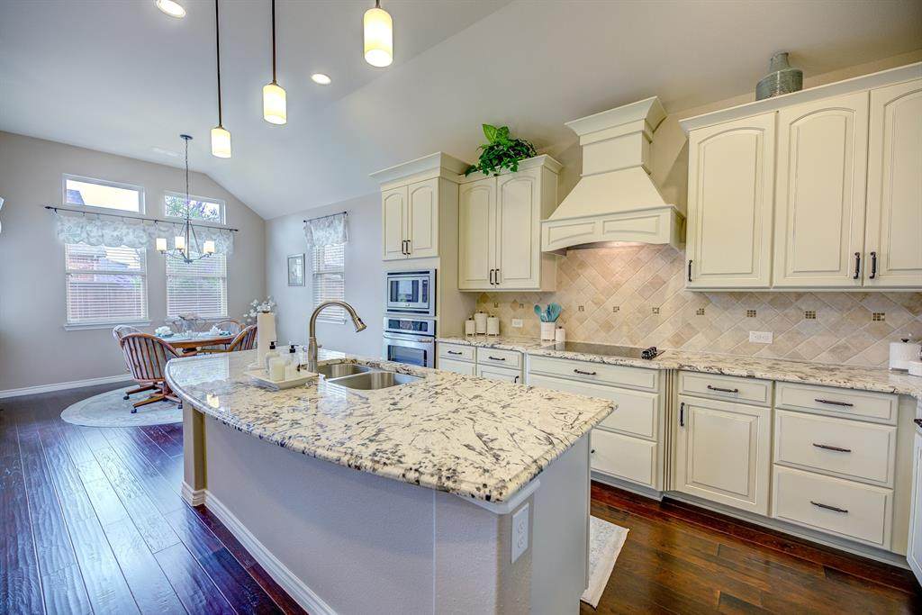 708 Louisville Road - Photo 1