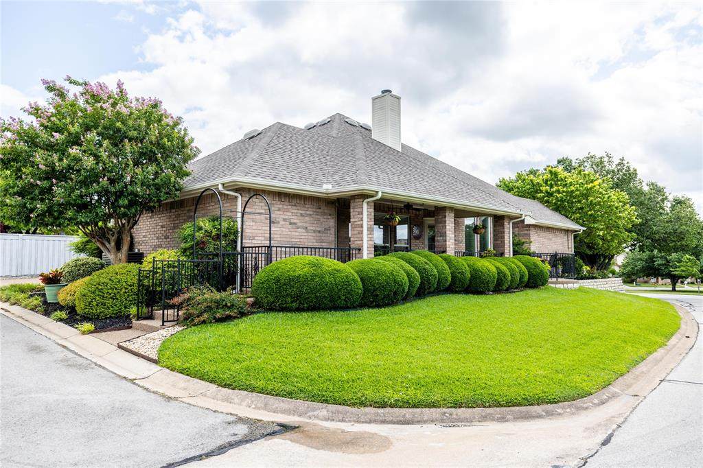 9501 Fair Haven Street - Photo 1