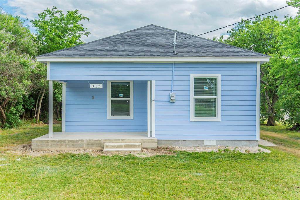 312 Brown Street - Photo 1
