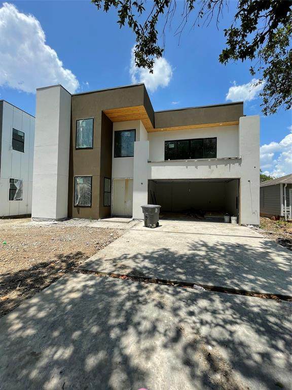 4711 Cowan Avenue - Photo 1
