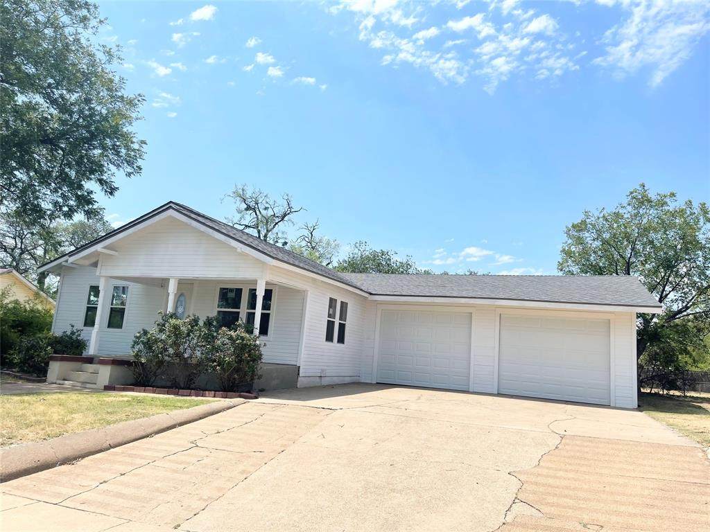 805 Lindsey Street - Photo 1