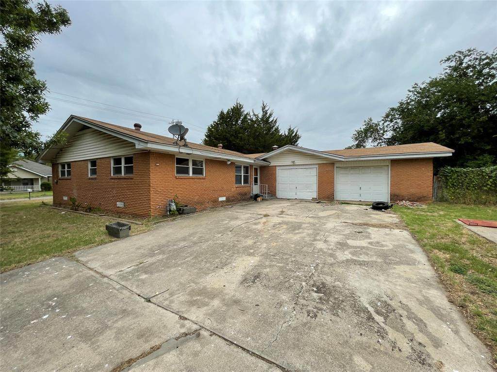 501 Nelson Street - Photo 1