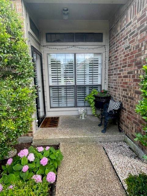2503 Stanford Court - Photo 1