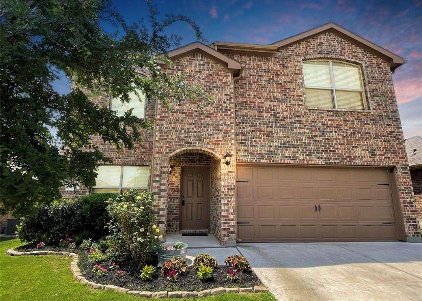 633 Creekview Drive - Photo 1