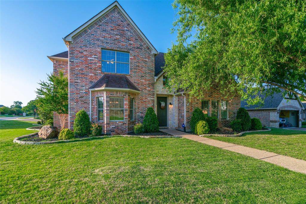 1105 Reata Drive - Photo 1