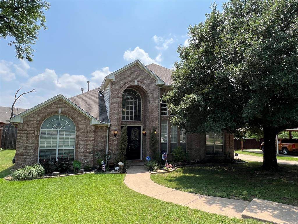 804 Ridge Crest Drive - Photo 1