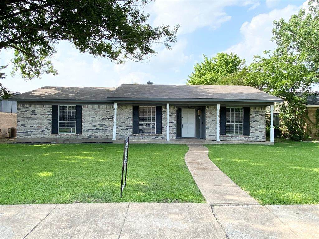 1905 Eldorado Drive - Photo 1