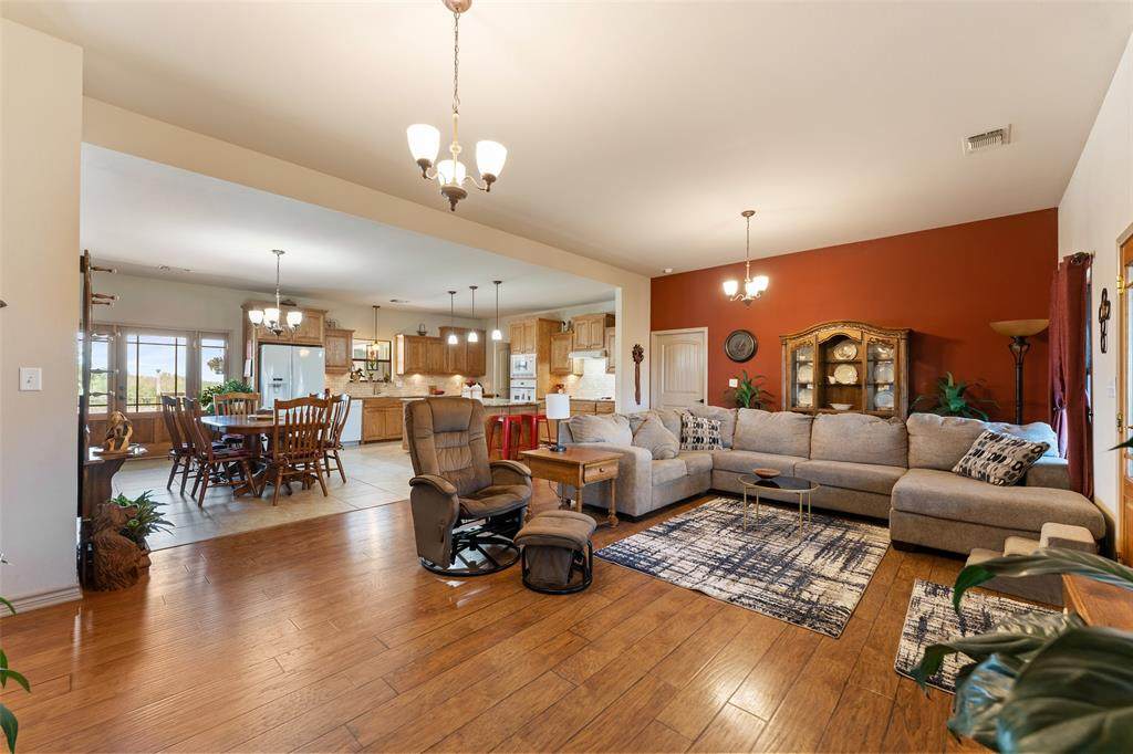 1612 County Road 135 - Photo 1