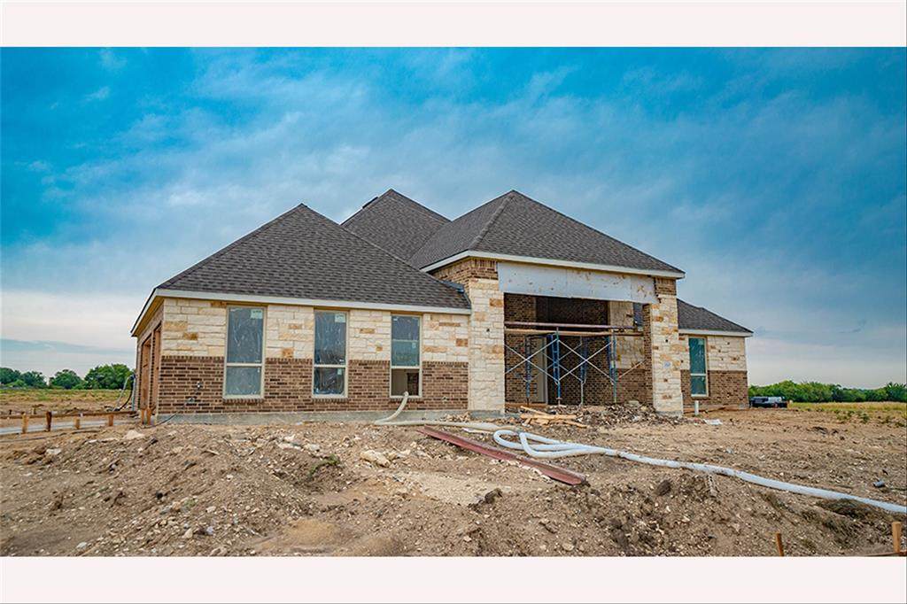 310 Cheyenne Mountain Drive - Photo 1