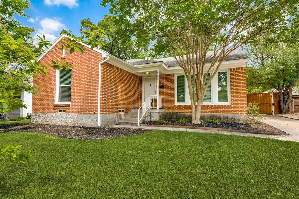 10108 Lake Gardens Drive - Photo 1
