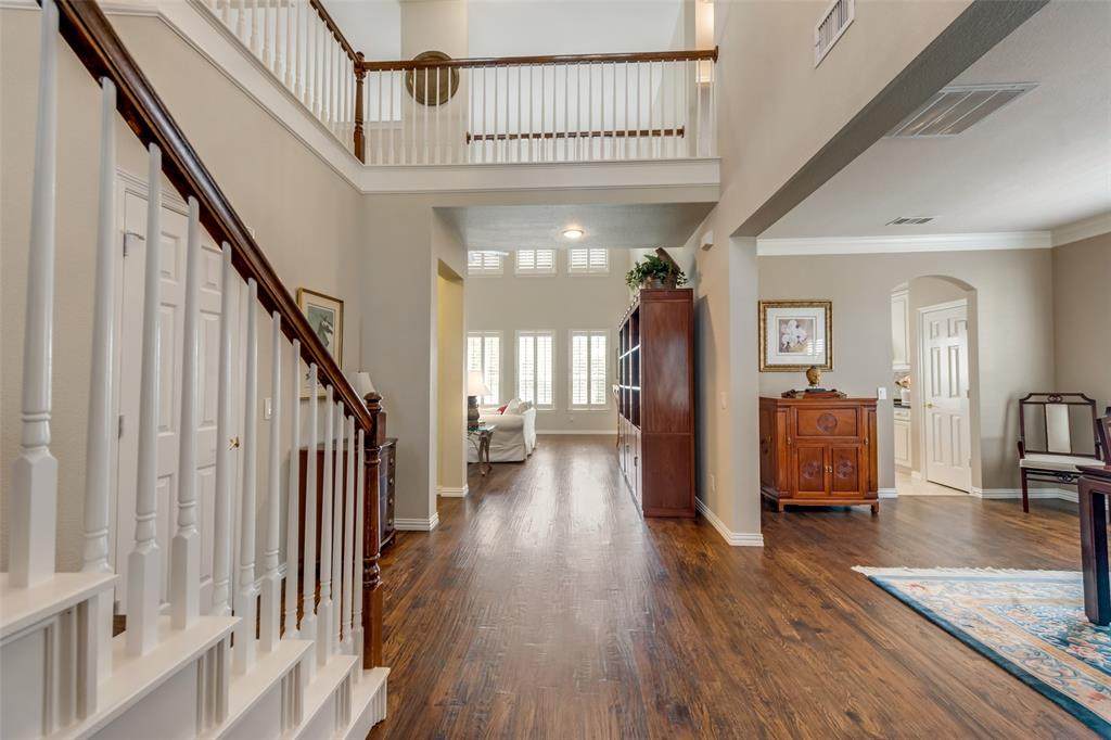 2833 Bluffview Drive - Photo 1