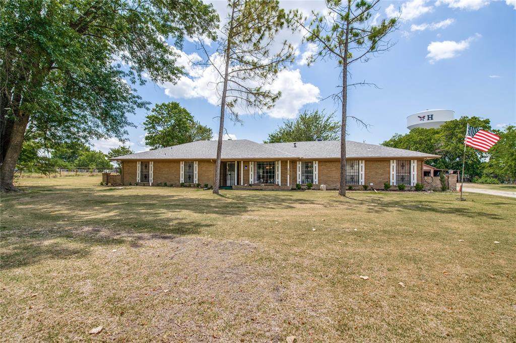 1405 Laurence Drive - Photo 1