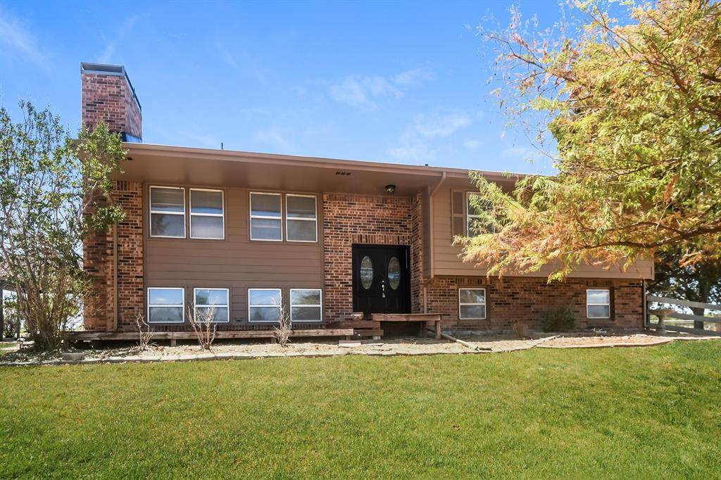 104 Hudson Lane - Photo 1