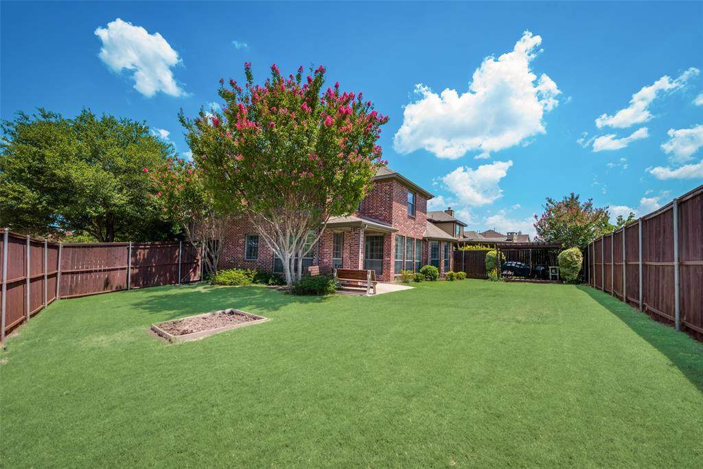 274 Vernon Drive - Photo 1