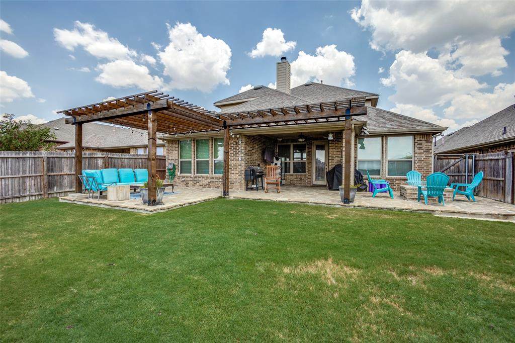 1033 Dunhill Lane - Photo 1
