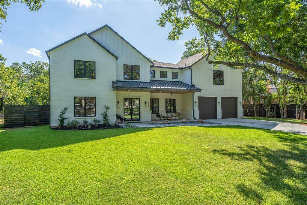 1509 El Campo Drive - Photo 1