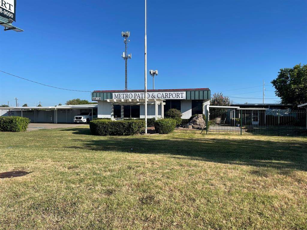 4441 Interstate 30 - Photo 1