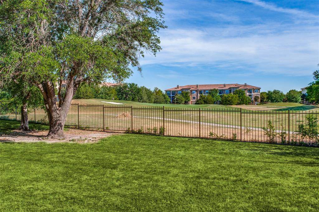 2905 Jowett Drive - Photo 1