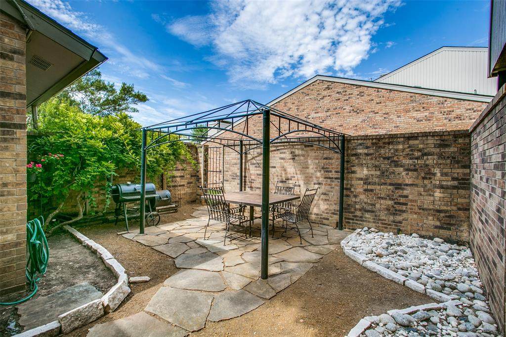 12409 Montego Plaza - Photo 1