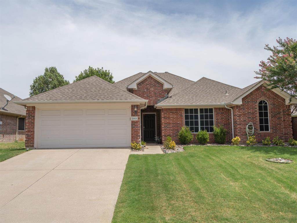 2912 Chisholm Trail - Photo 1