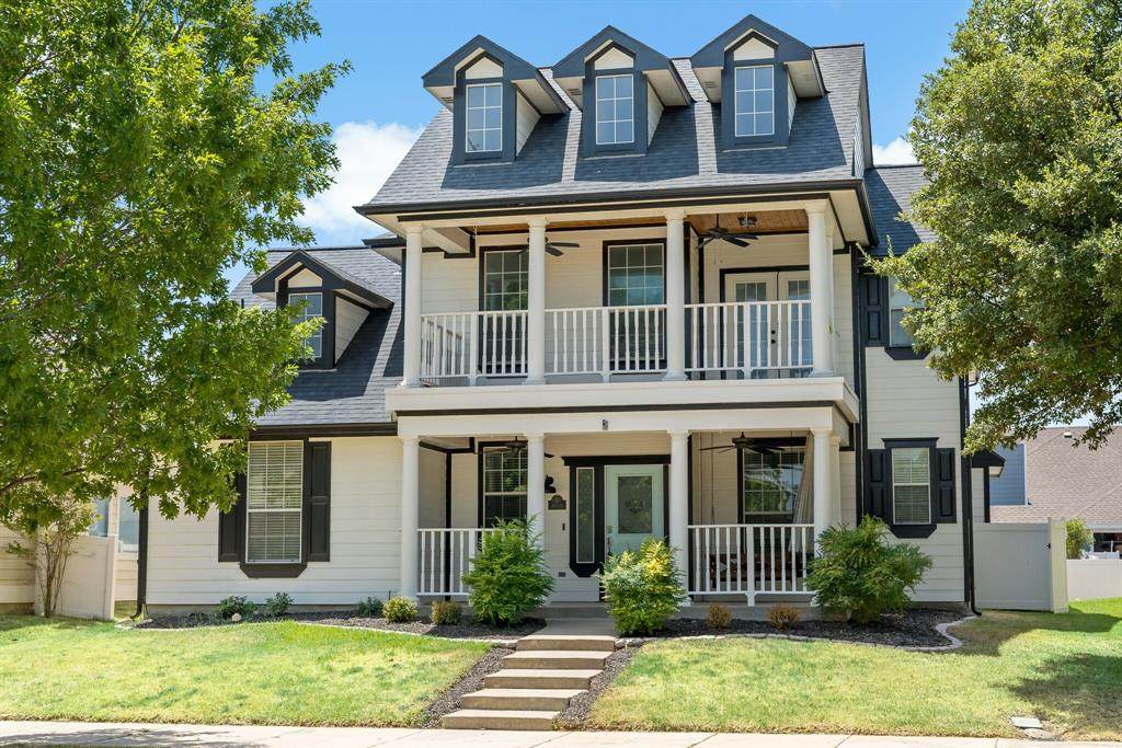 10120 Lakeview Drive - Photo 1