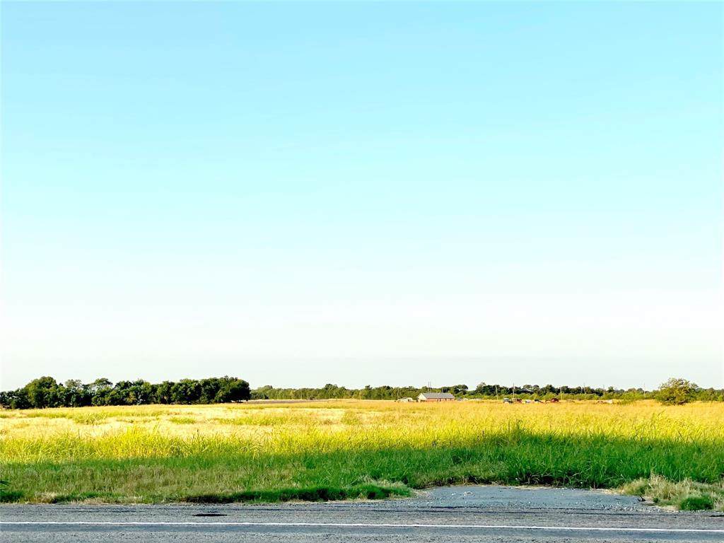 19.933+- ac Tbd Hwy 11 - Photo 1