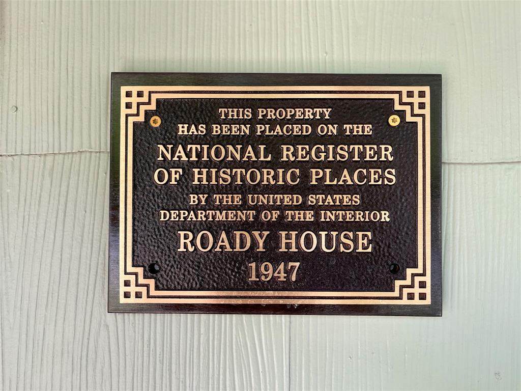 1004 Congress Street - Photo 1