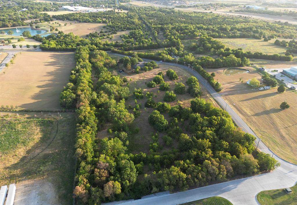 000 Airport Road - Photo 1
