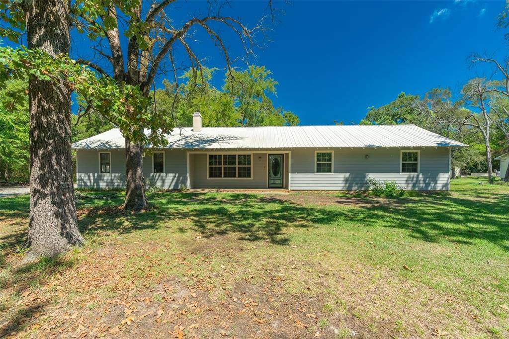 1045 County Road 2310 - Photo 1