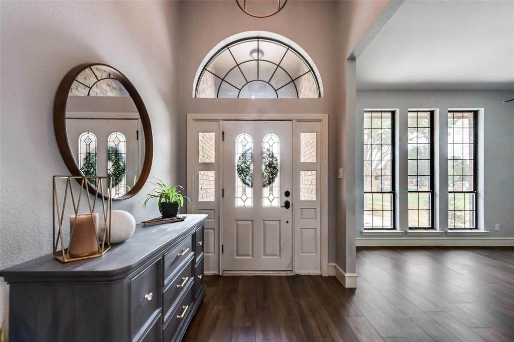 203 Linda Lane - Photo 1