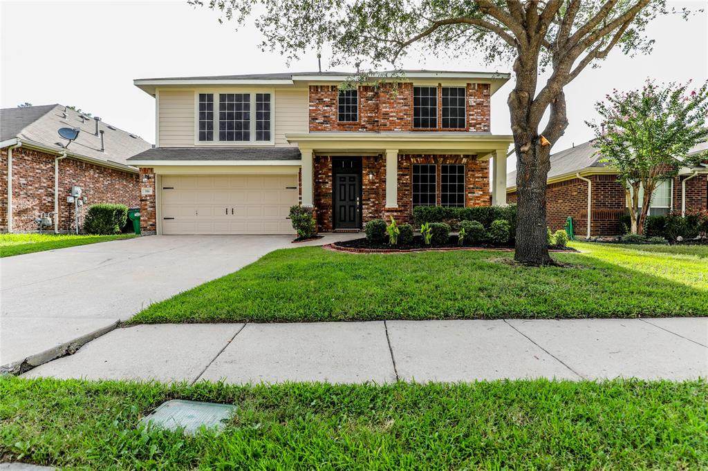 506 Maplewood Drive - Photo 1