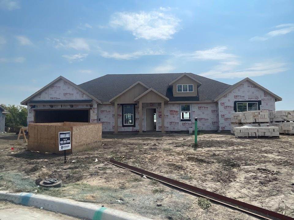 208 Piper Court - Photo 1