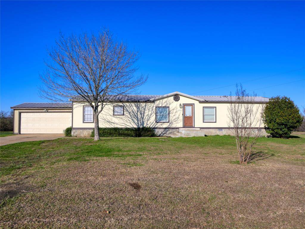 1301 County Road 2277 - Photo 1