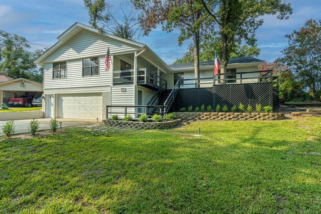 120 Fairway Drive - Photo 1
