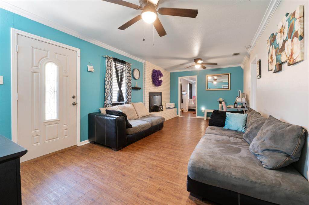 700 Powderhorn Drive - Photo 1