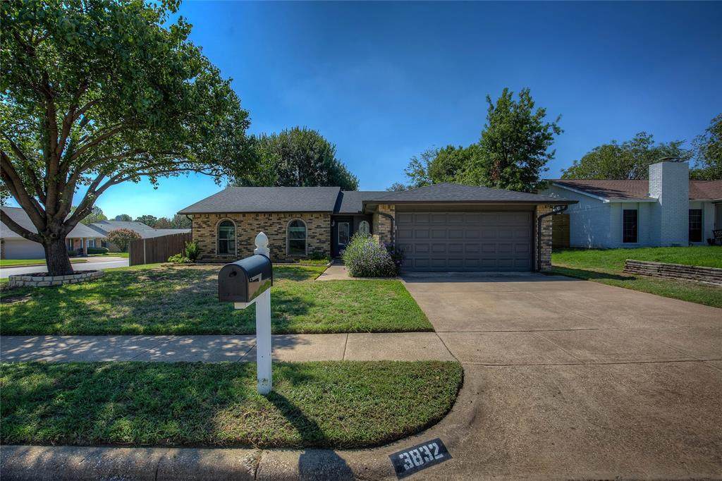 3832 Walnut Drive - Photo 1